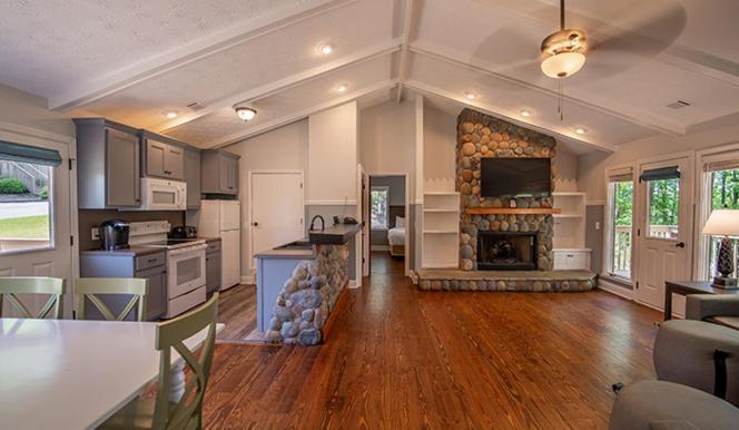 Lanier Islands Legacy Lodge Buford Bagian luar foto