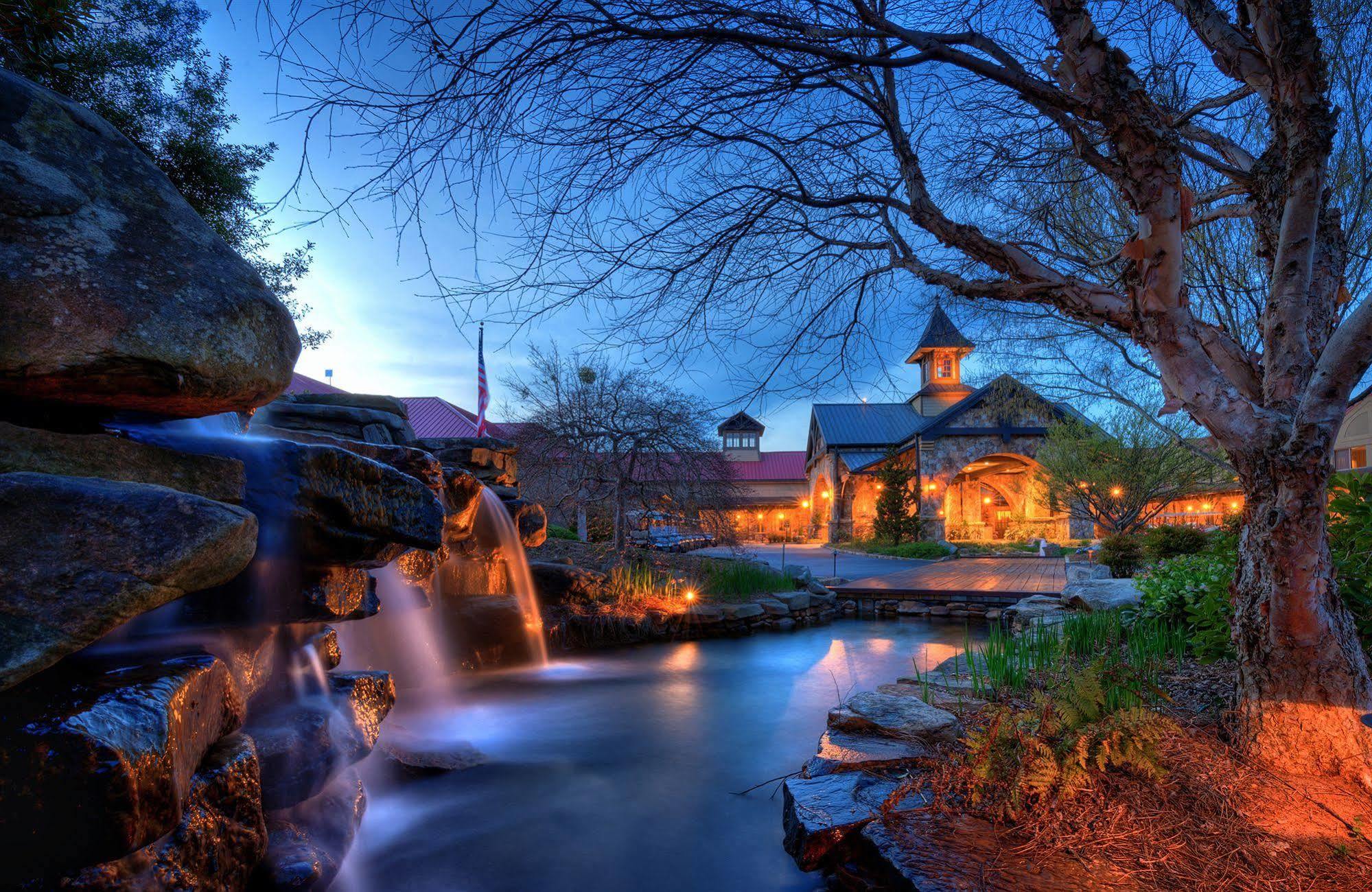 Lanier Islands Legacy Lodge Buford Bagian luar foto